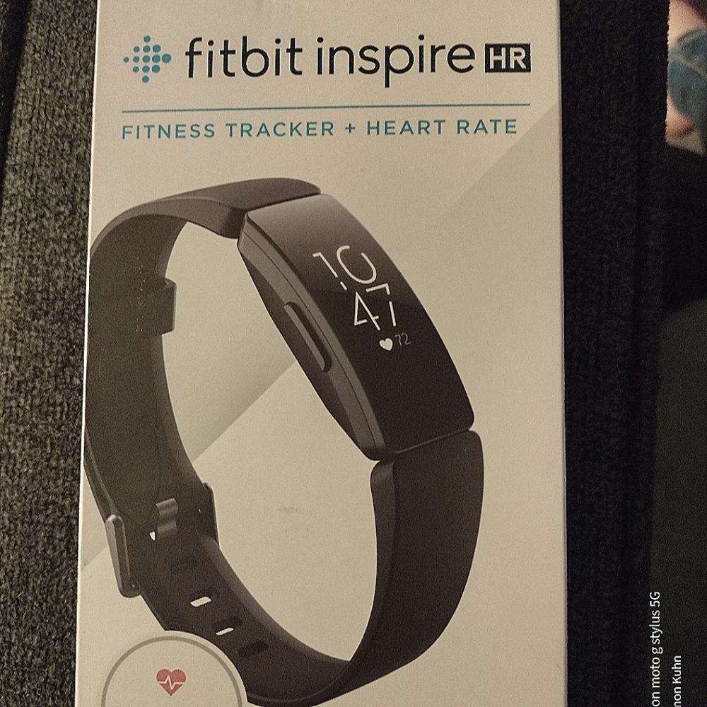Fitbit inspire HR fitness tracker + heart rate
